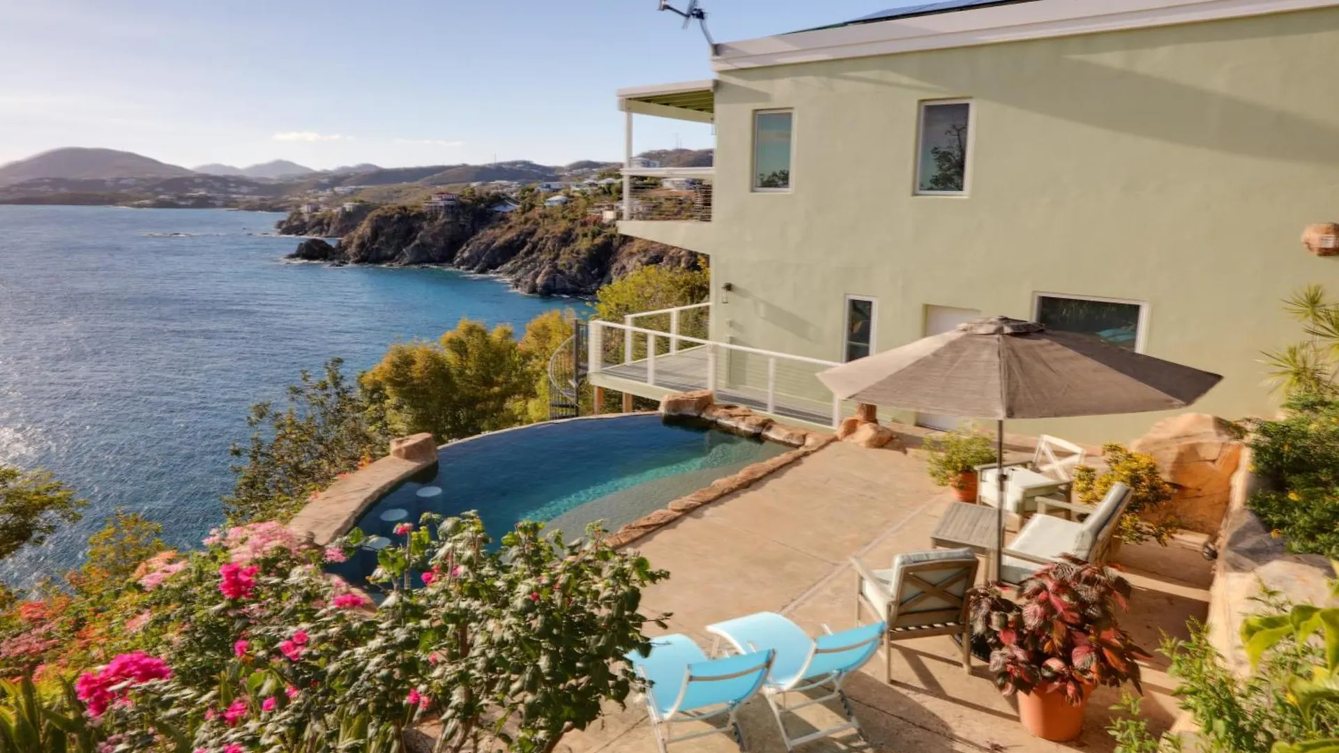 Sea La Vie - Waterfront St Thomas Escape With Pool Villa Nazareth